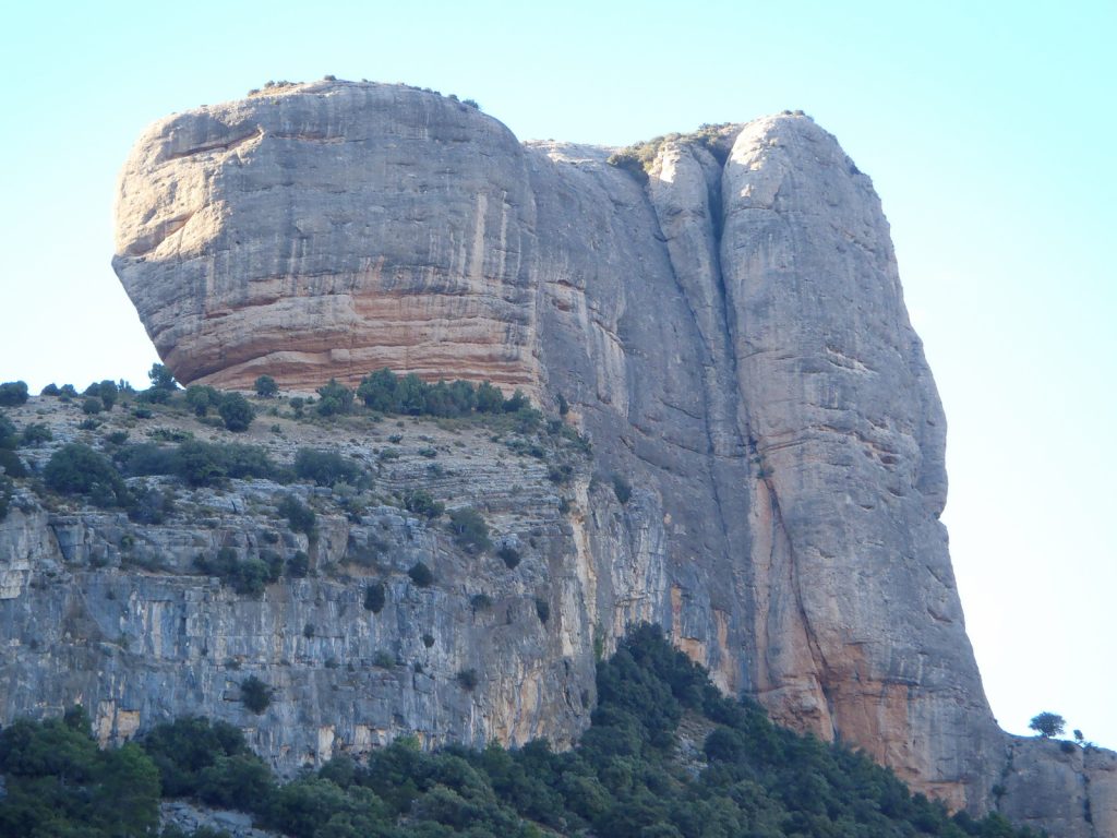 roques de benet natura cap de gos